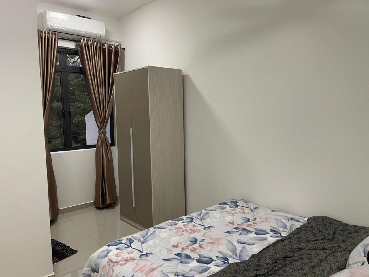 Homestay Idamanku ชาห์อาลัม ภายนอก รูปภาพ
