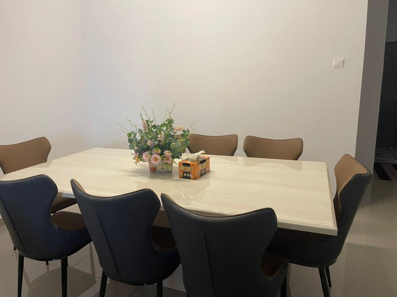 Homestay Idamanku ชาห์อาลัม ภายนอก รูปภาพ